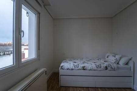 기욘 Atico Terraza Playa Futbol Y Congresos Vut4708As 아파트 외부 사진
